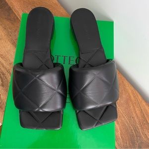 Bottega Veneta Sz39 Leather Slides Sandals Black